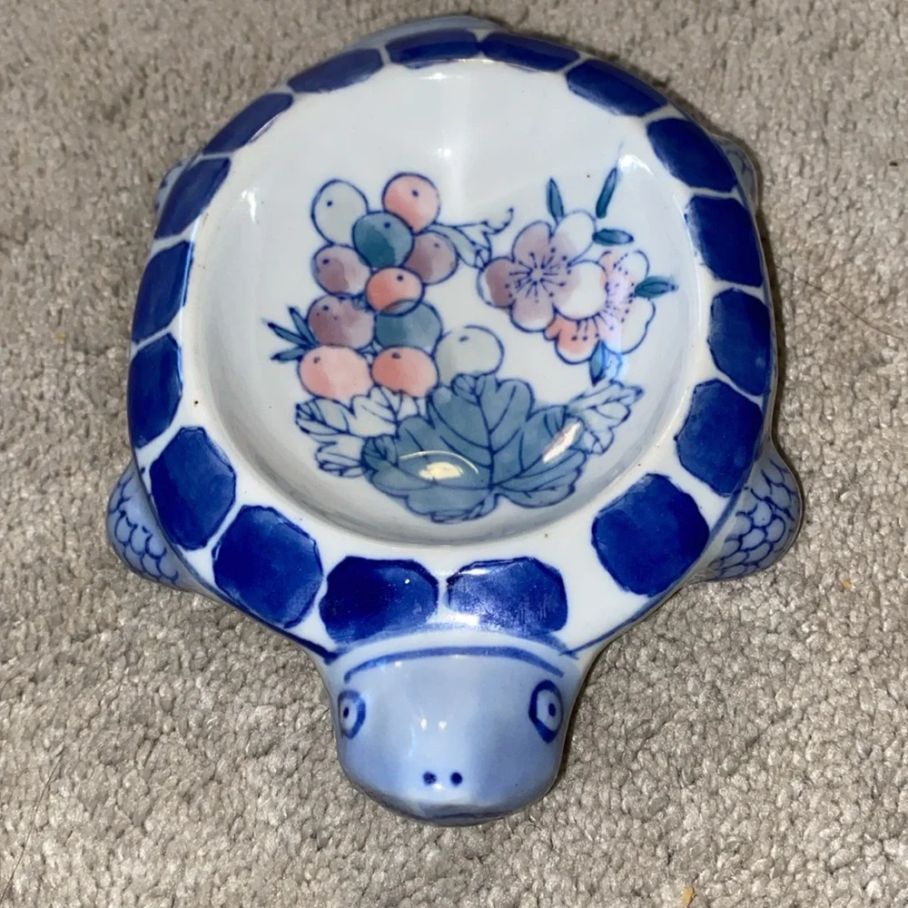 Pier 1 Ceramic Blue‎ Floral Turtle Trinket Dish
